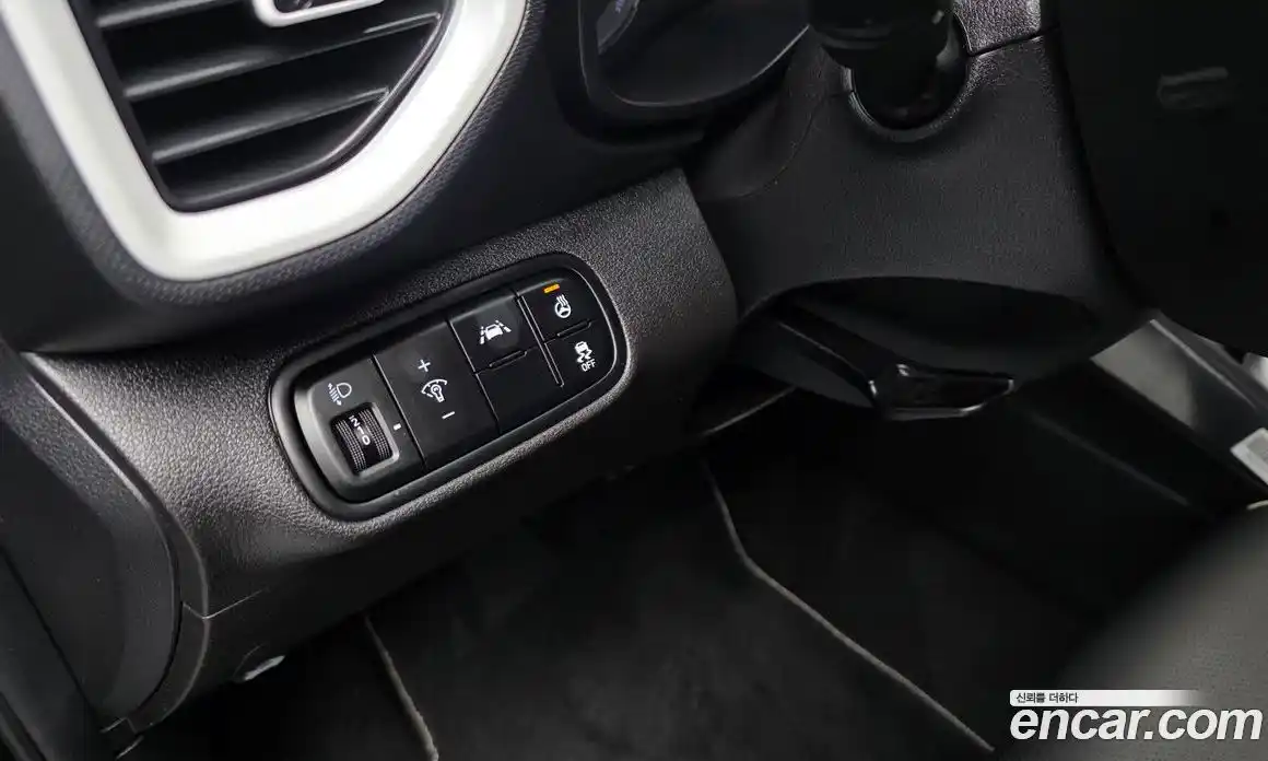 Hyundai Venue 2020 1.6 Автомат в Москве № 813570, фото 16