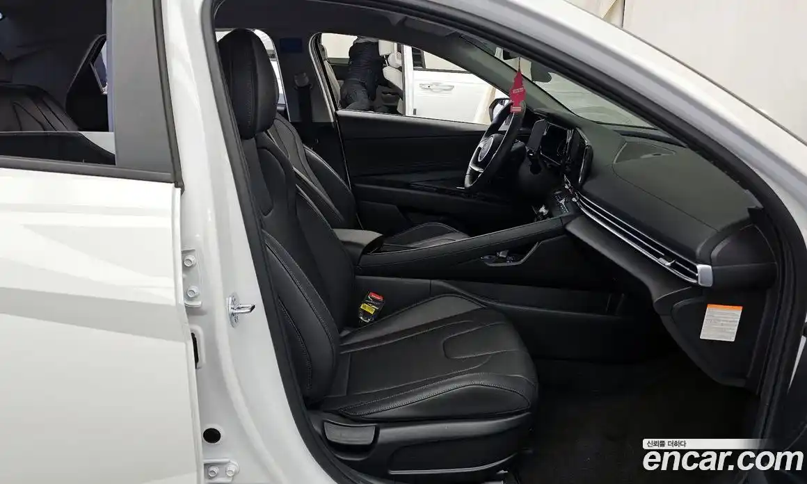 Hyundai Avante 2025 1.6 Автомат в Москве № 813677, фото 11