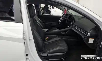 Hyundai Avante 2025 1.6 Автомат в Москве № 813677, миниатюра 11