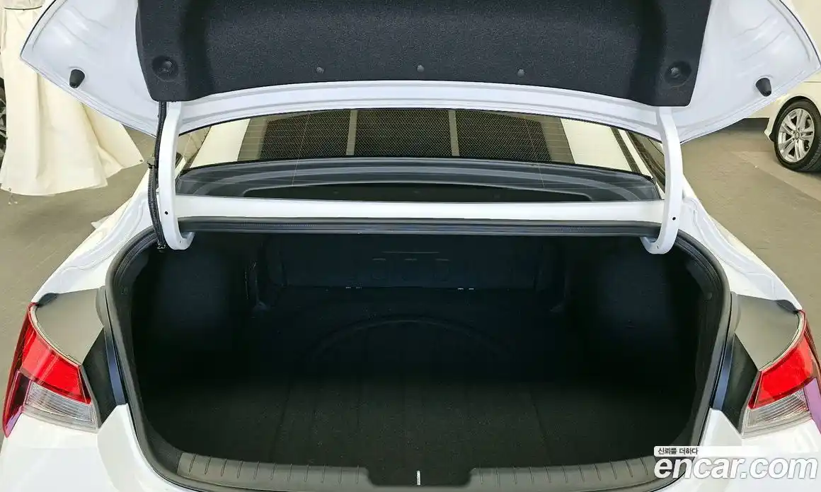 Hyundai Avante 2025 1.6 Автомат в Москве № 813677, фото 20