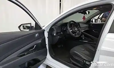 Hyundai Avante 2025 1.6 Автомат в Москве № 813677, миниатюра 10