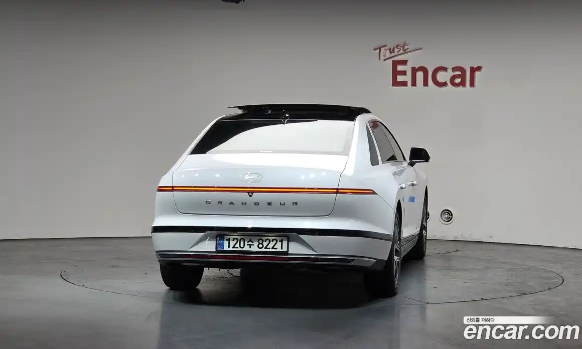 Hyundai Grandeur 2024 2.5 Автомат в Москве № 813697, фото 3