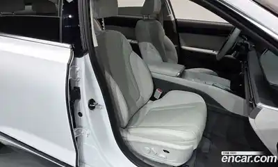 Hyundai Grandeur 2024 2.5 Автомат в Москве № 813697, миниатюра 9