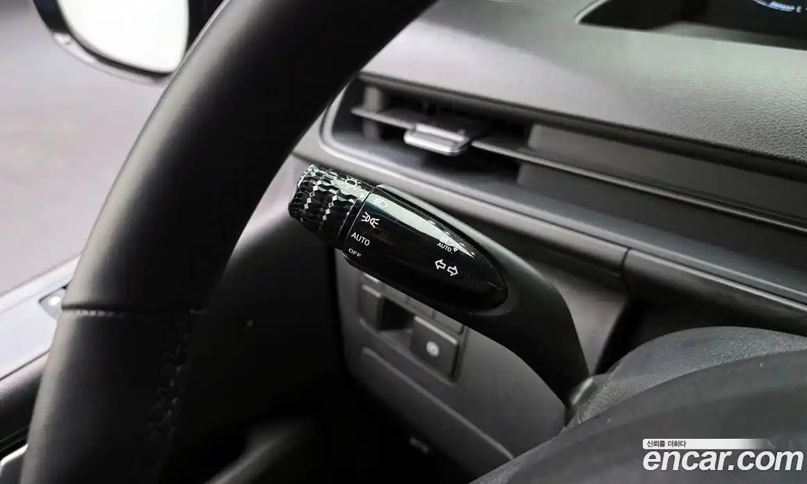 Hyundai Staria 2025 3.5 Автомат в Москве № 813712, фото 15