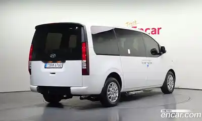 Hyundai Staria 2025 3.5 Автомат в Москве № 813712, миниатюра 2
