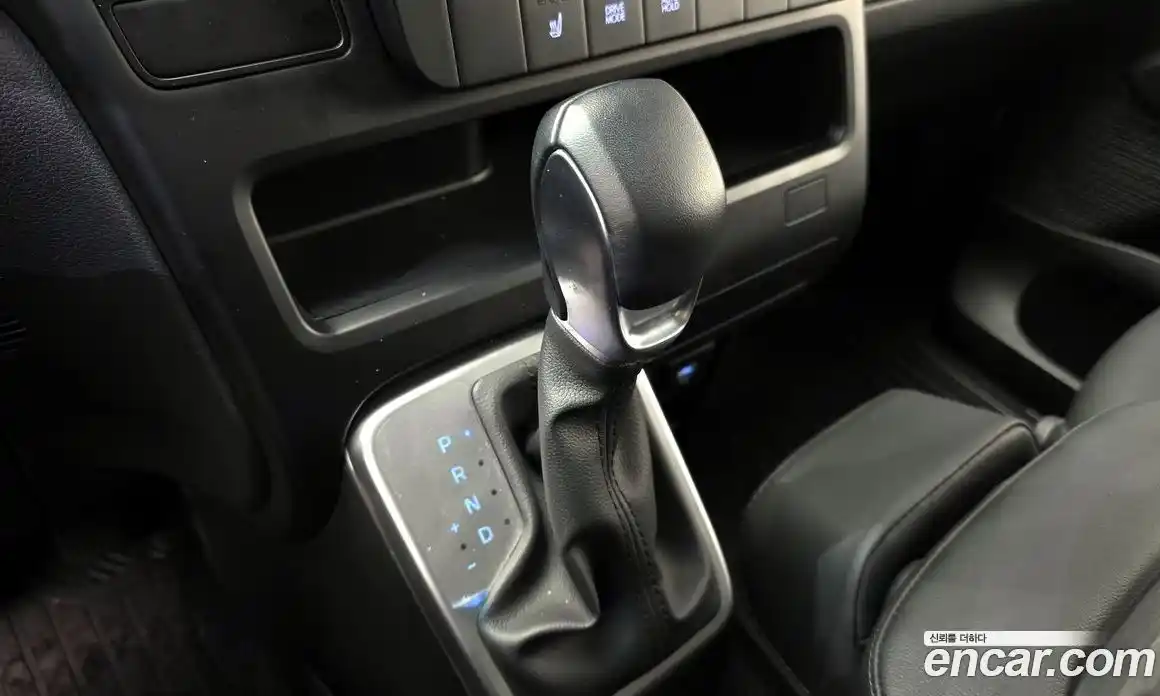 Hyundai Staria 2025 3.5 Автомат в Москве № 813712, фото 9