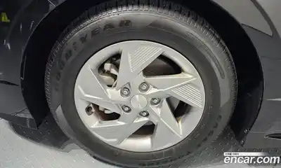 Hyundai Sonata 2024 2.0 Автомат в Москве № 813799, миниатюра 5