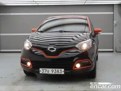 Renault QM3 2014 1.5 Автомат в Москве № 814180, миниатюра 2
