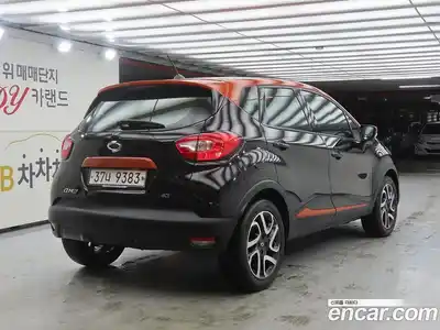 Renault QM3 2014 1.5 Автомат в Москве № 814180, миниатюра 4