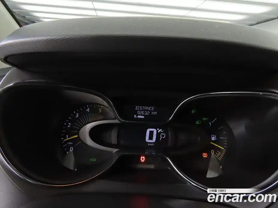 Renault QM3 2014 1.5 Автомат в Москве № 814180, фото 9