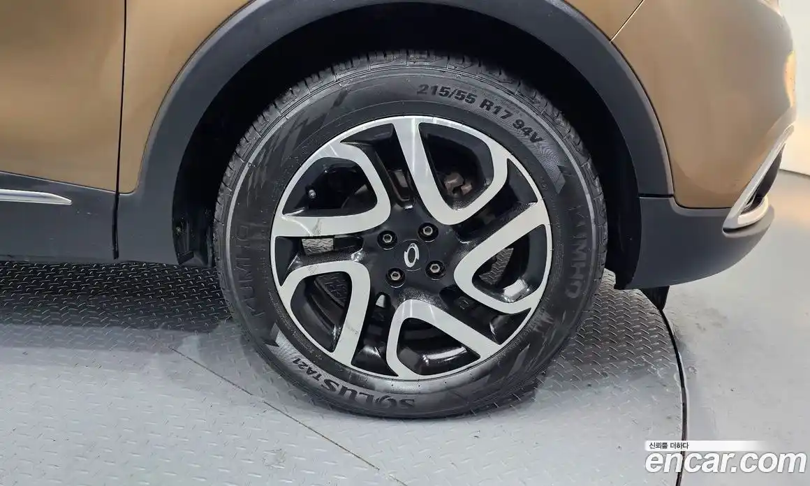 Renault QM3 2017 1.5 Автомат в Москве № 814182, фото 5