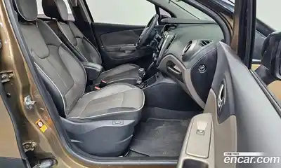 Renault QM3 2017 1.5 Автомат в Москве № 814182, миниатюра 10