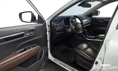 Renault QM6 2017 2.0 Автомат в Москве № 814214, миниатюра 11