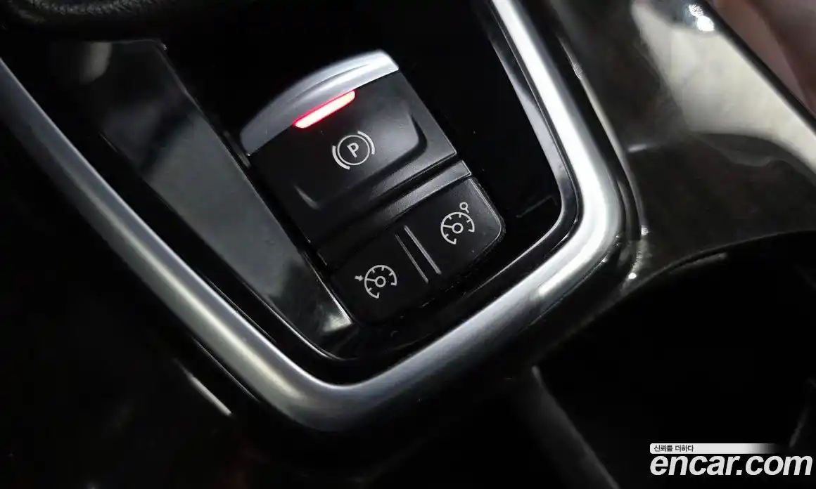 Renault QM6 2017 2.0 Автомат в Москве № 814214, фото 19