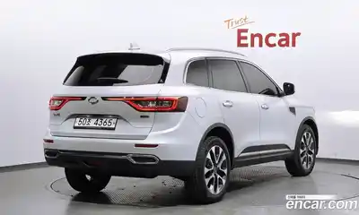 Renault QM6 2017 2.0 Автомат в Москве № 814214, миниатюра 2