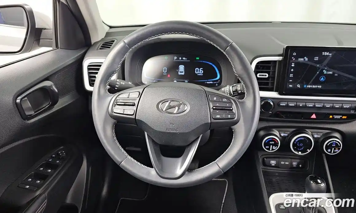 Hyundai Venue 2025 1.6 Автомат в Москве № 814460, фото 13