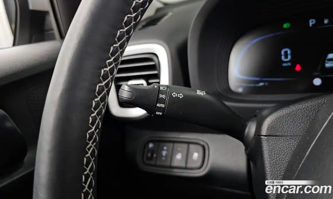 Hyundai Venue 2025 1.6 Автомат в Москве № 814460, фото 18