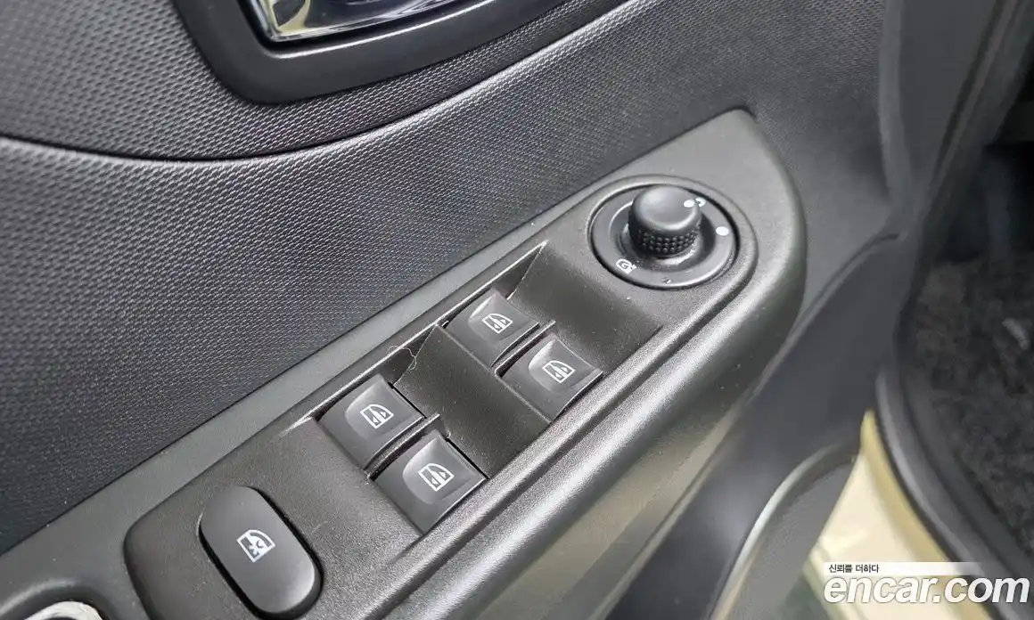 Renault QM3 2015 1.5 Автомат в Москве № 814619, фото 12