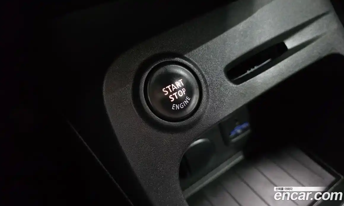 Renault QM3 2015 1.5 Автомат в Москве № 814619, фото 13