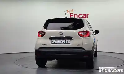 Renault QM3 2015 1.5 Автомат в Москве № 814619, миниатюра 4