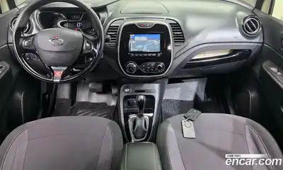 Renault QM3 2015 1.5 Автомат в Москве № 814619, миниатюра 7