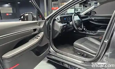 Hyundai Sonata 2024 2.0 Автомат в Москве № 814746, миниатюра 11