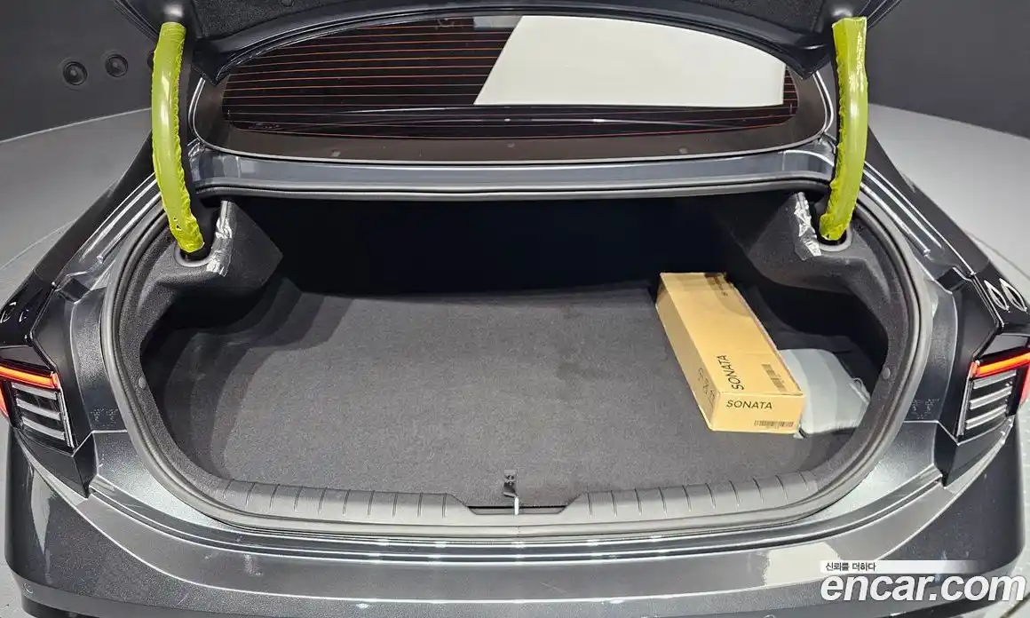 Hyundai Sonata 2024 2.0 Автомат в Москве № 814746, фото 20