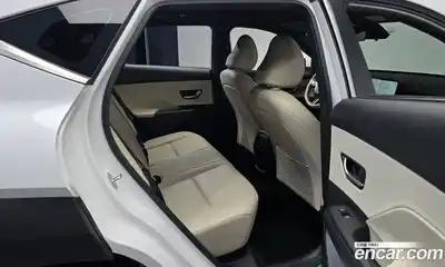 Hyundai Kona 2023 1.6 Автомат в Москве № 814833, миниатюра 12