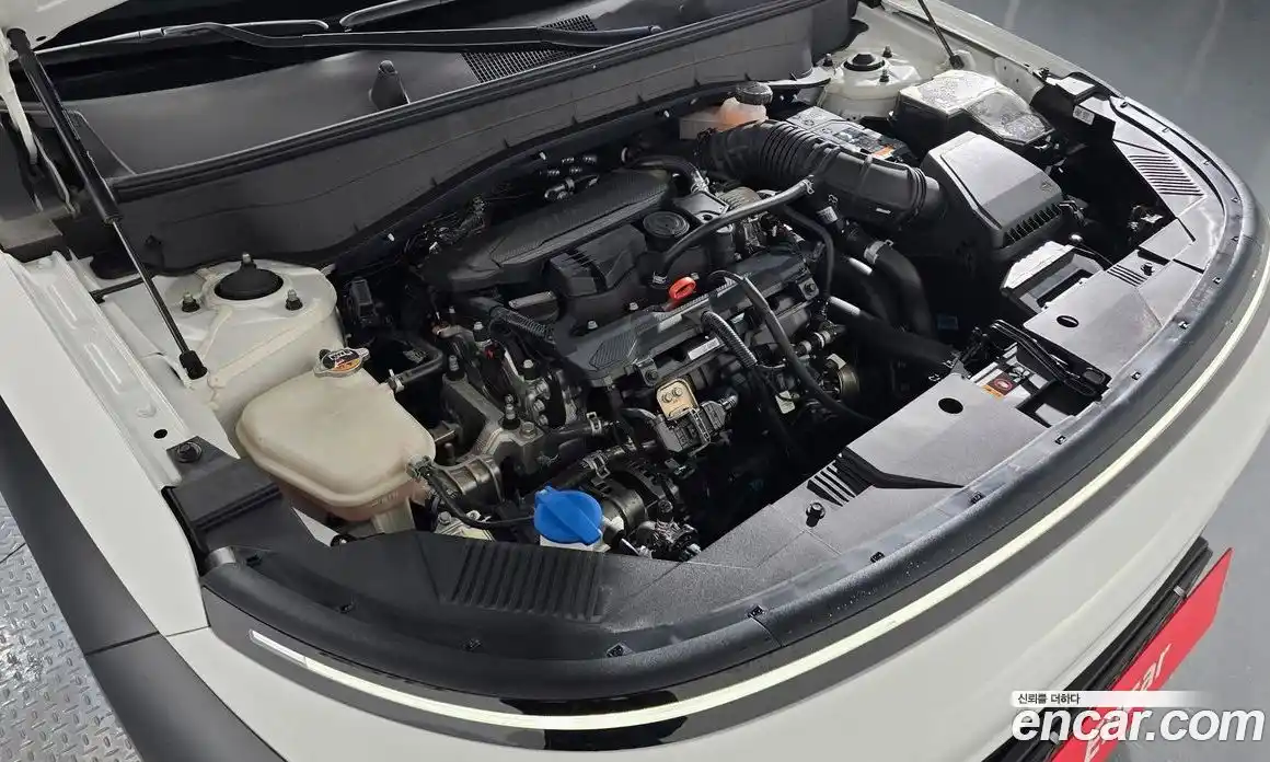 Hyundai Kona 2023 1.6 Автомат в Москве № 814833, фото 6