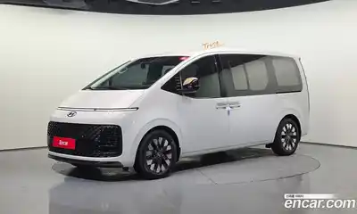 Hyundai Staria, 2022