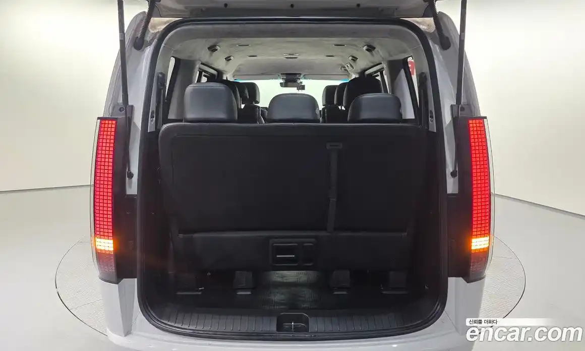 Hyundai Staria 2022 2.2 Автомат в Москве № 814895, фото 20