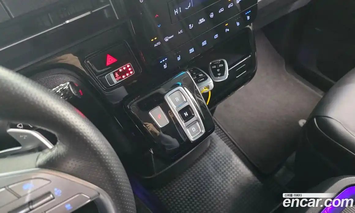 Hyundai Staria 2022 2.2 Автомат в Москве № 814895, фото 9