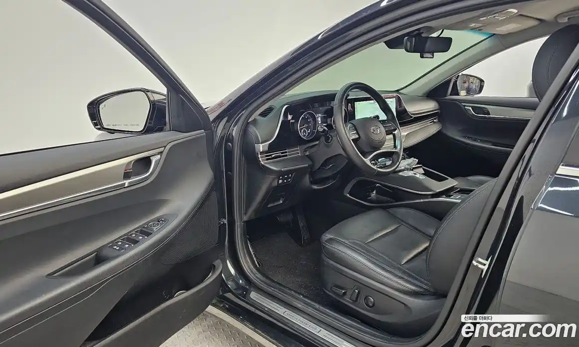 Hyundai Grandeur 2022 2.5 Автомат в Москве № 815240, фото 10