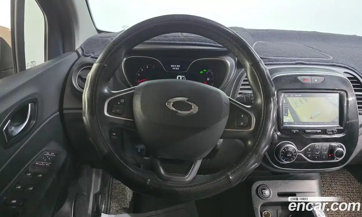 Renault QM3 2018 1.5 Автомат в Москве № 815280, фото 13