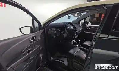 Renault QM3 2018 1.5 Автомат в Москве № 815280, миниатюра 10