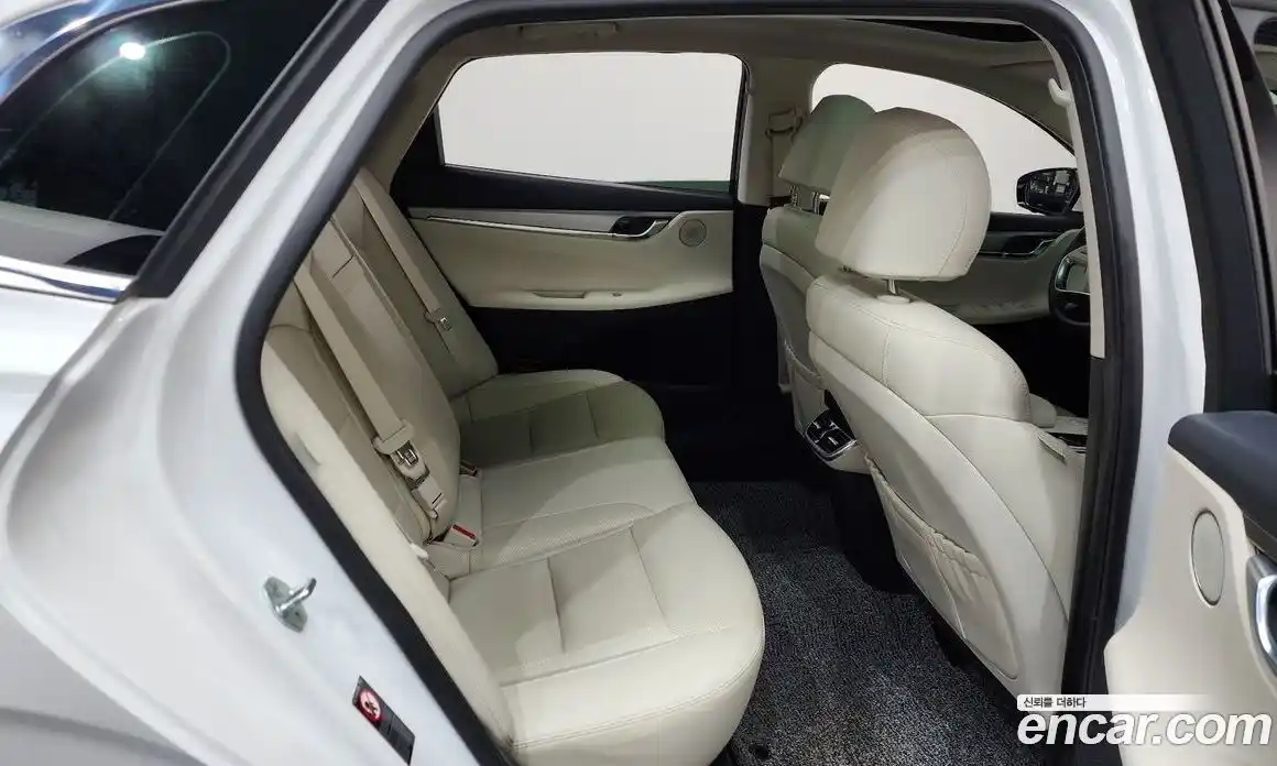 Hyundai Grandeur 2021 2.5 Автомат в Москве № 815325, фото 12