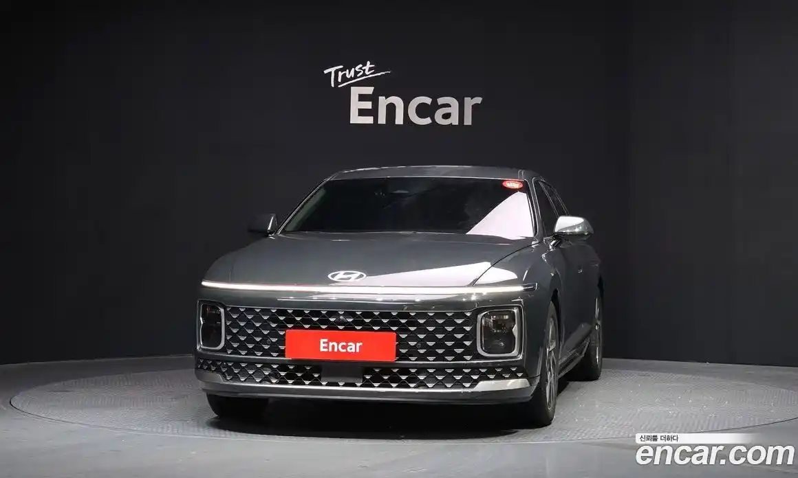 Hyundai Grandeur 2023 1.6 Автомат в Москве № 815431, фото 3