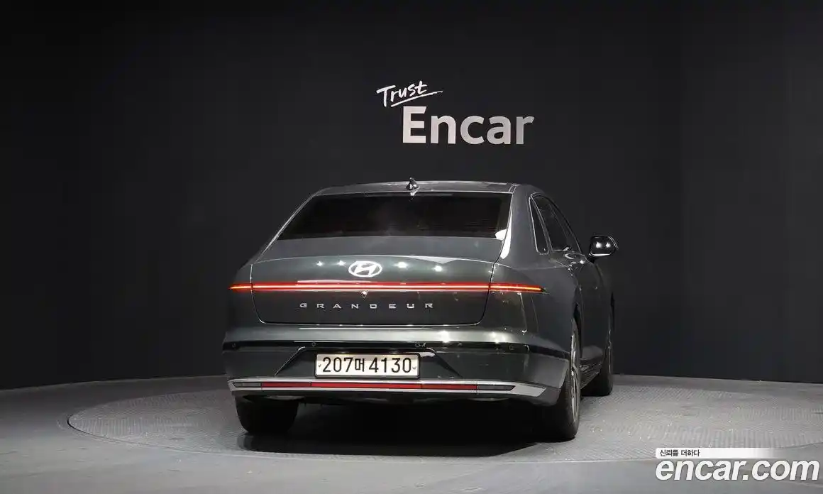 Hyundai Grandeur 2023 1.6 Автомат в Москве № 815431, фото 4