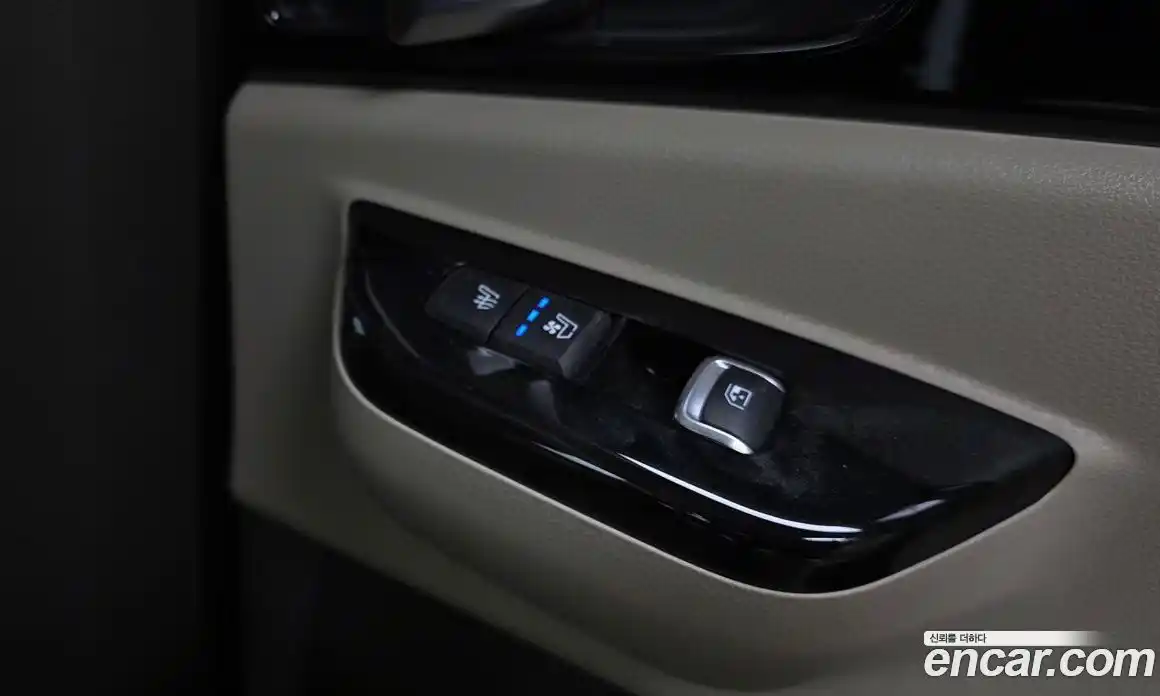 Kia Canival 2023 2.2 Автомат в Москве № 815659, фото 19