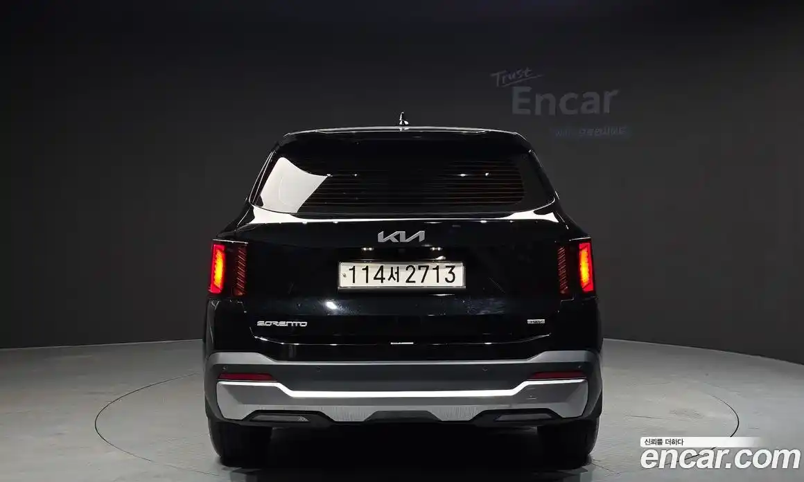 Kia Sorento 2023 1.6 Автомат в Москве № 815666, фото 4