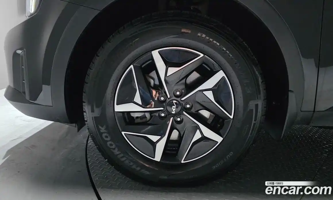 Kia Sorento 2023 1.6 Автомат в Москве № 815666, фото 5