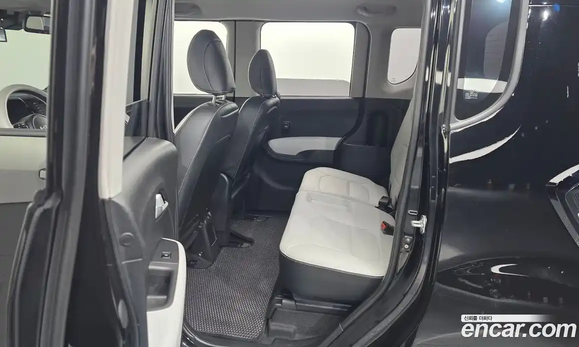 Kia Ray 2024 0.1 Автомат в Москве № 815711, фото 11