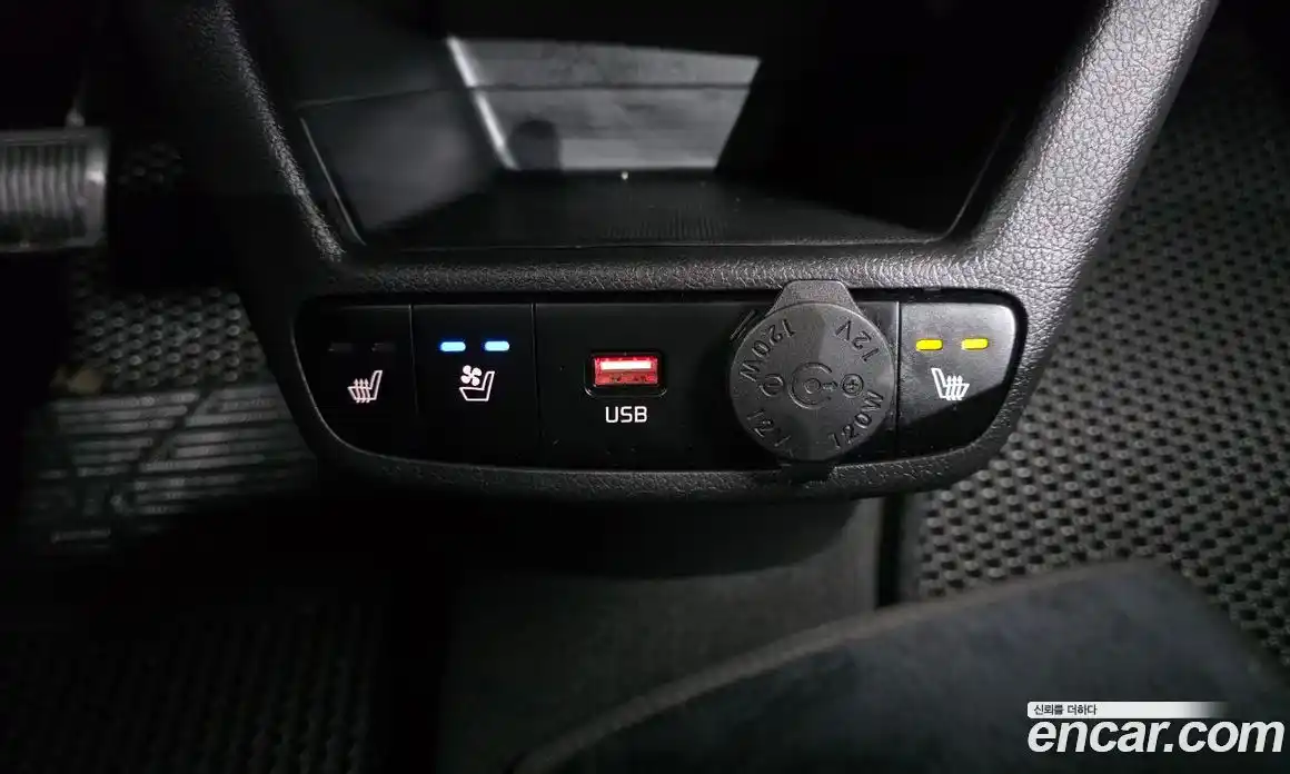 Kia Ray 2024 0.1 Автомат в Москве № 815711, фото 19