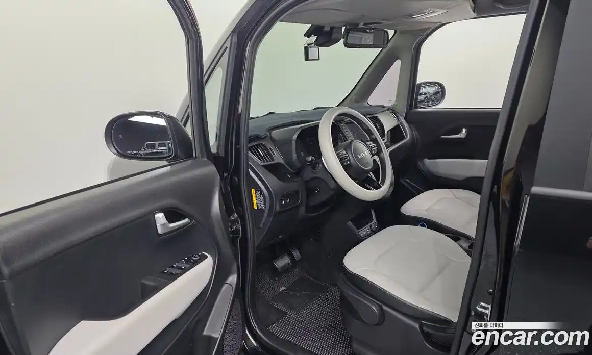 Kia Ray 2024 0.1 Автомат в Москве № 815711, фото 10