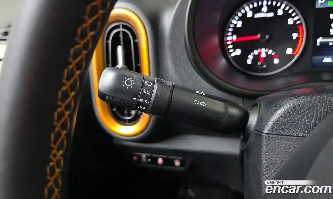 Kia Morning 2022 1.0 Автомат в Москве № 815878, фото 17