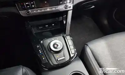 Kia Seltos 2024 1.6 Автомат в Москве № 816113, миниатюра 9