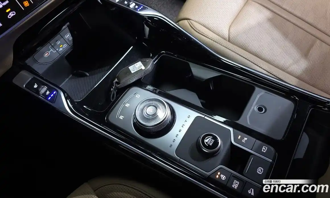 Kia Sorento 2024 1.6 Автомат в Москве № 816681, фото 9