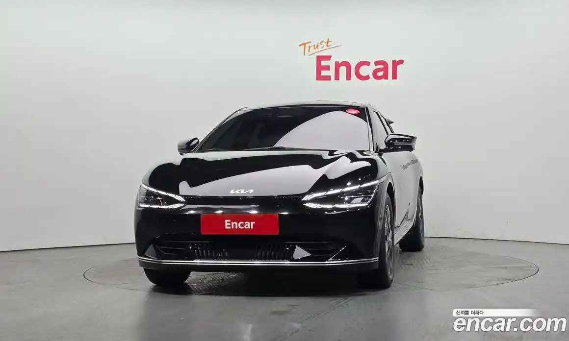 Kia EV6 2023 0.1 Автомат в Москве № 817066, фото 3