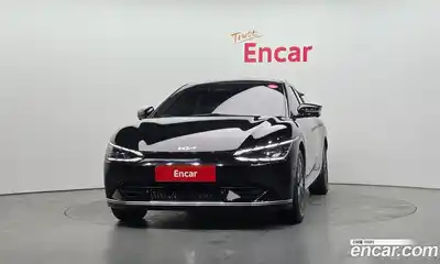 Kia EV6 2023 0.1 Автомат в Москве № 817066, миниатюра 3