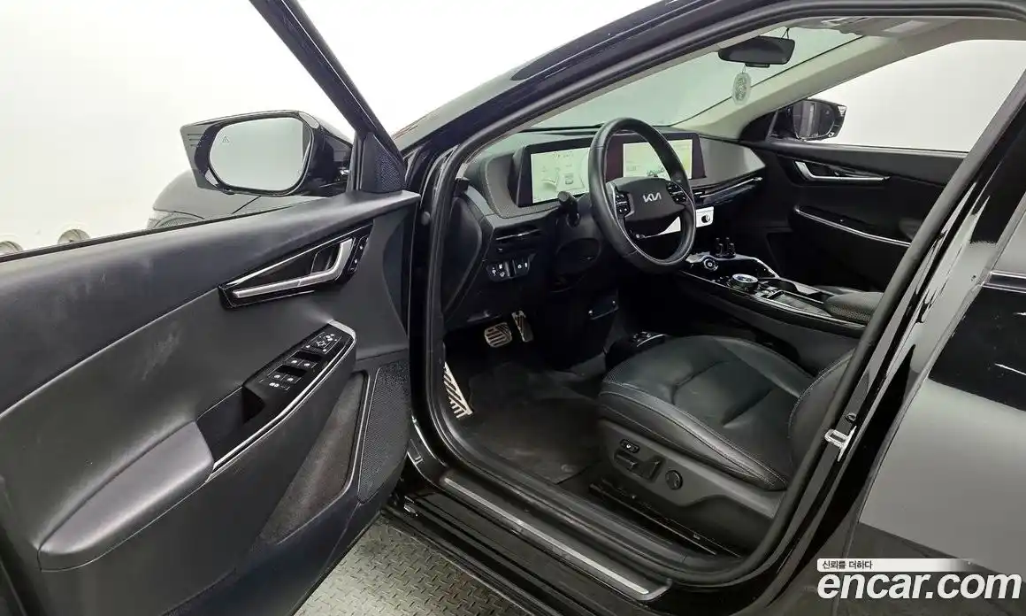 Kia EV6 2023 0.1 Автомат в Москве № 817066, фото 10